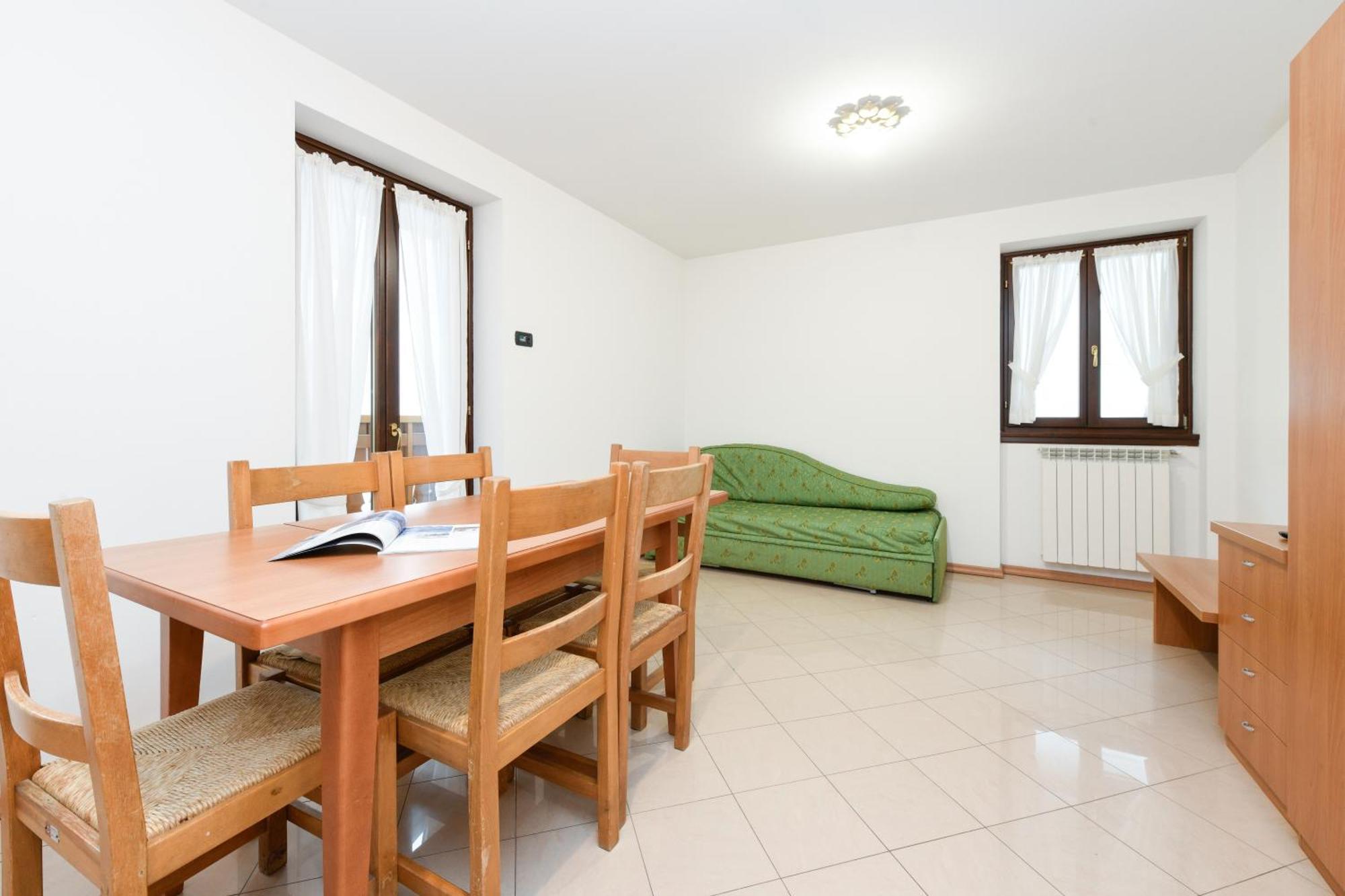 Hotel Denny Пинцоло Екстериор снимка
